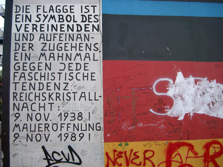 054_berlin03_east_side_gallery