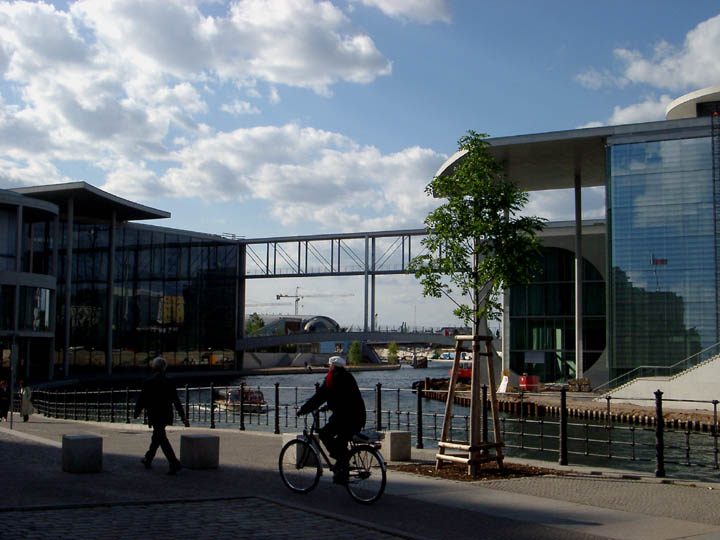 025_berlin04_marie_elisabeth_lueders_haus