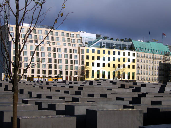 032_berlin0511_holocaust_denkmal