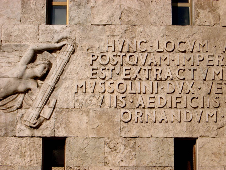 174rom_piazza_auguste_imperatore
