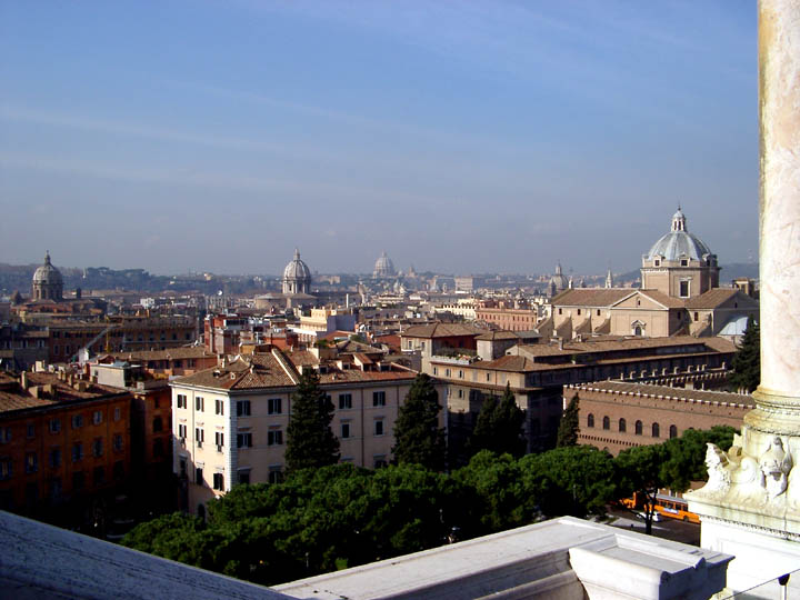 033rom_vittoriano_san_pietro